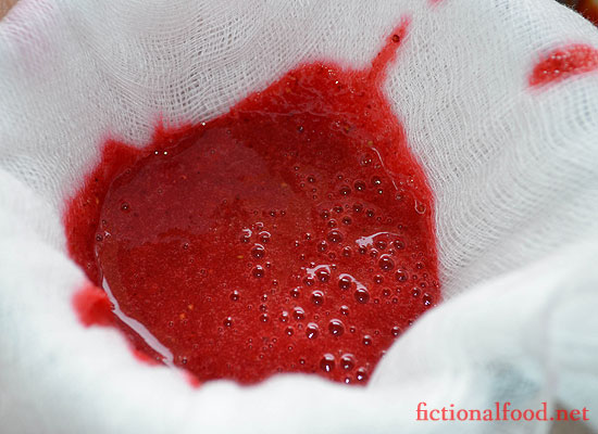 Berry Mixture in Cheesecloth